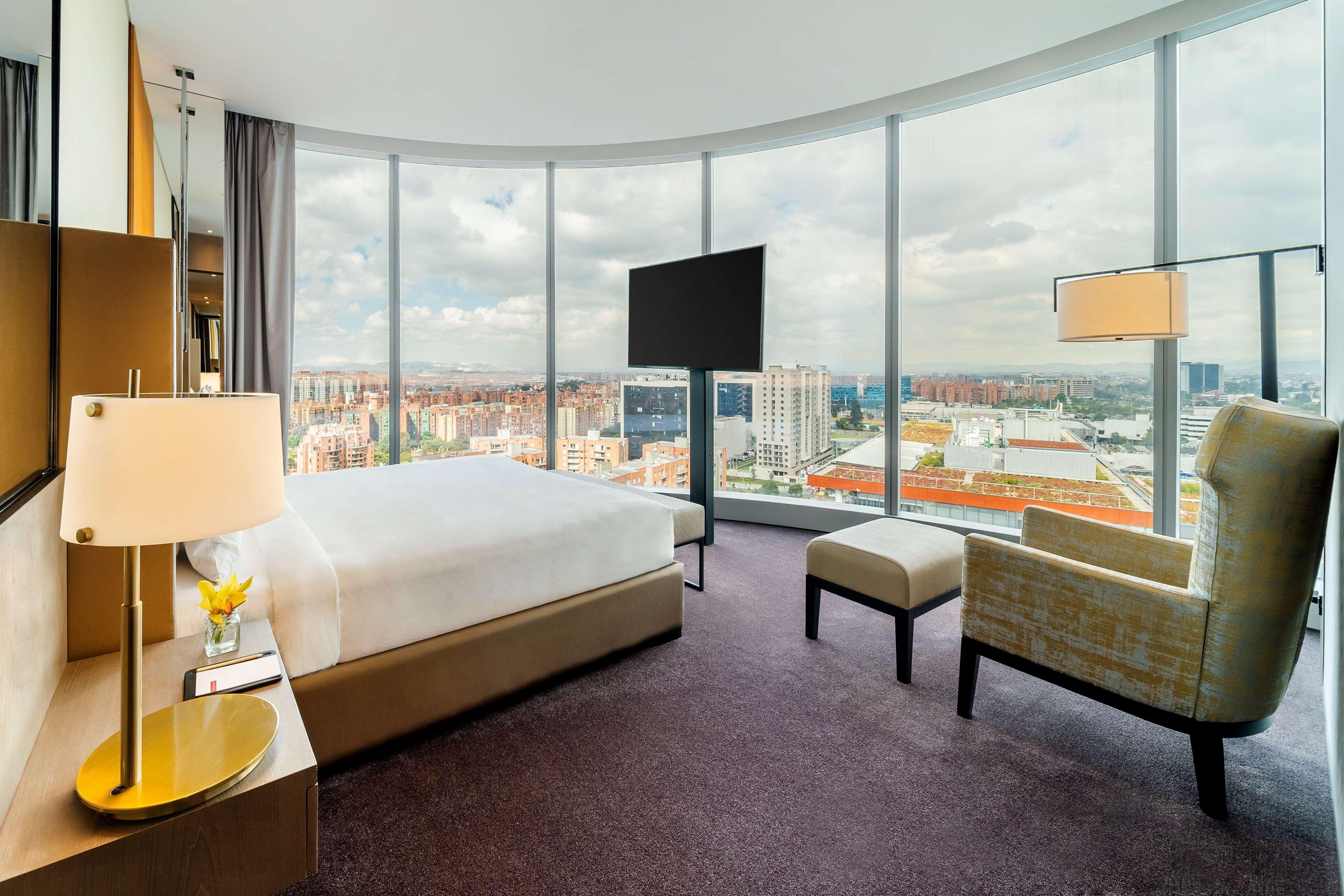 Hotel Grand Hyatt Bogotá Exteriér fotografie A bedroom at the hotel