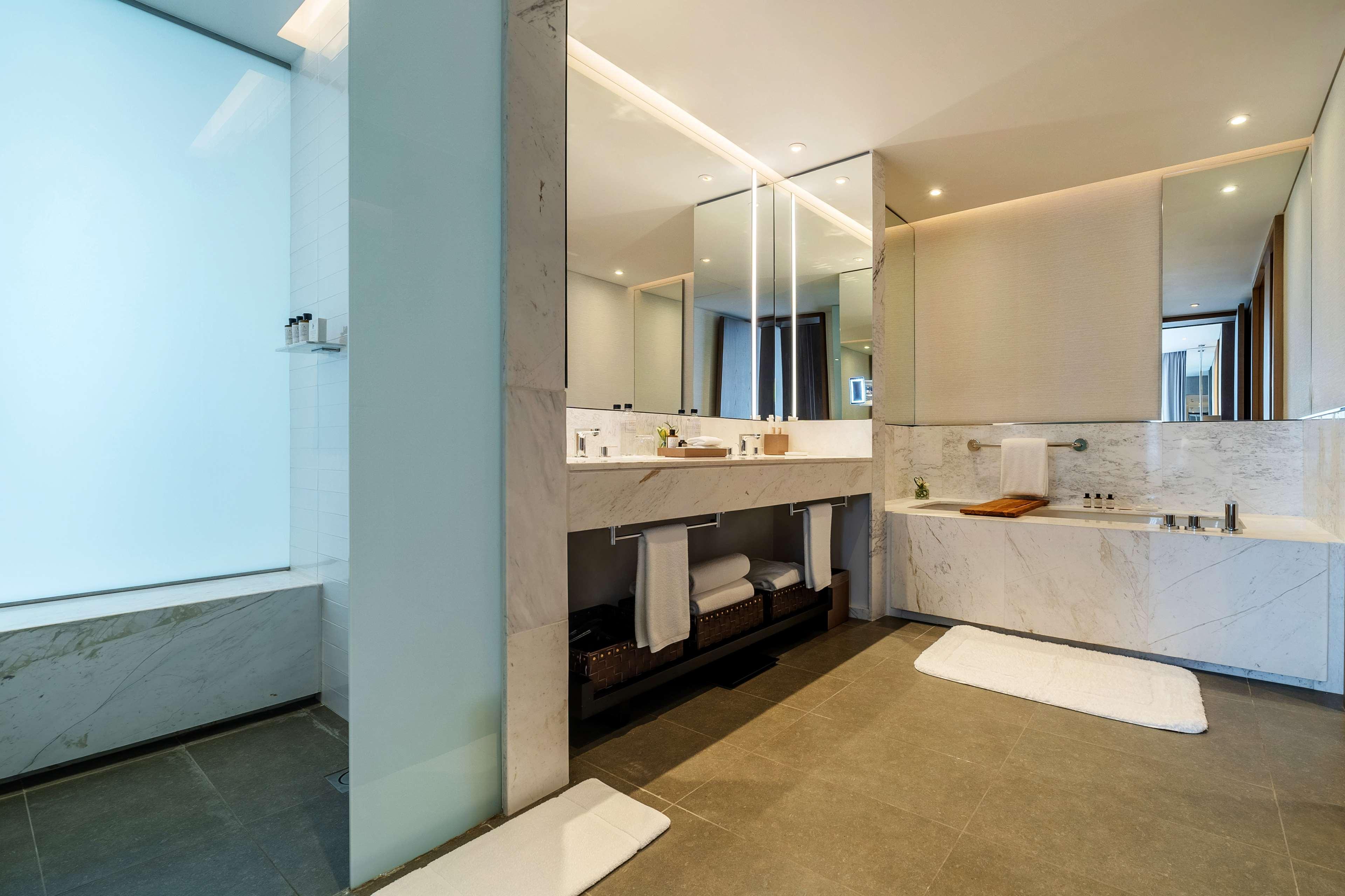 Hotel Grand Hyatt Bogotá Exteriér fotografie Bathroom